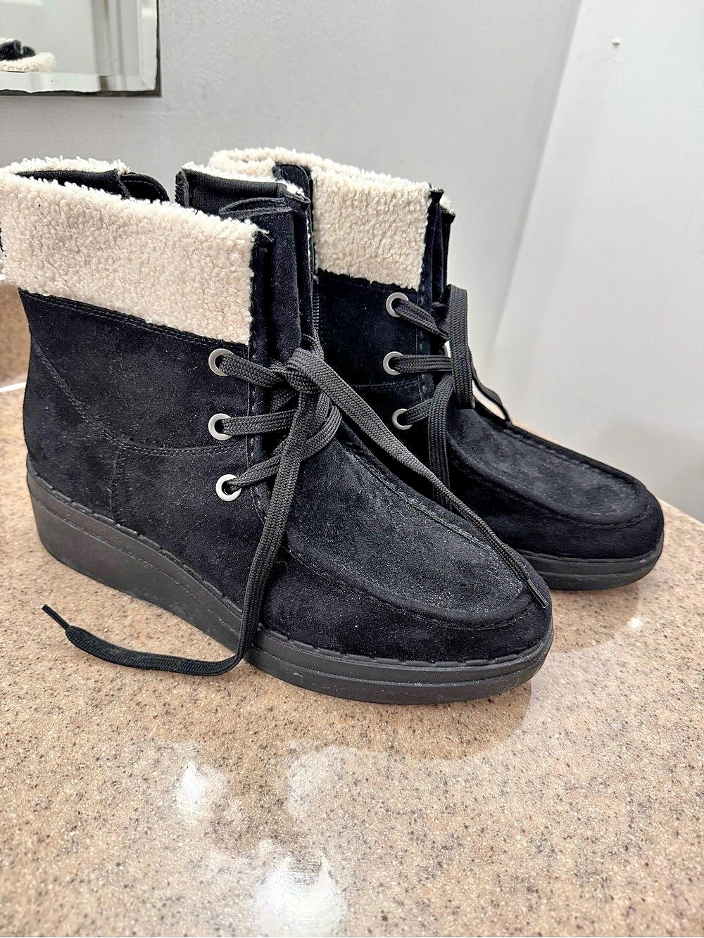 Lifestride Winter Fashion Heeled Boots Black & Cream US 9.5